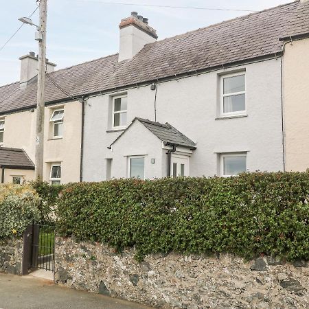 3 Green Terrace Gaerwen Luaran gambar