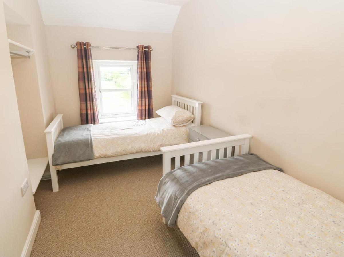 3 Green Terrace Gaerwen Luaran gambar