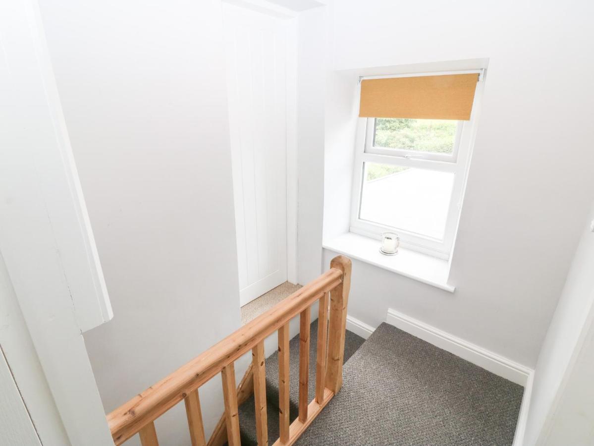 3 Green Terrace Gaerwen Luaran gambar