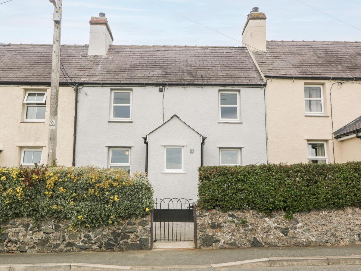 3 Green Terrace Gaerwen Luaran gambar