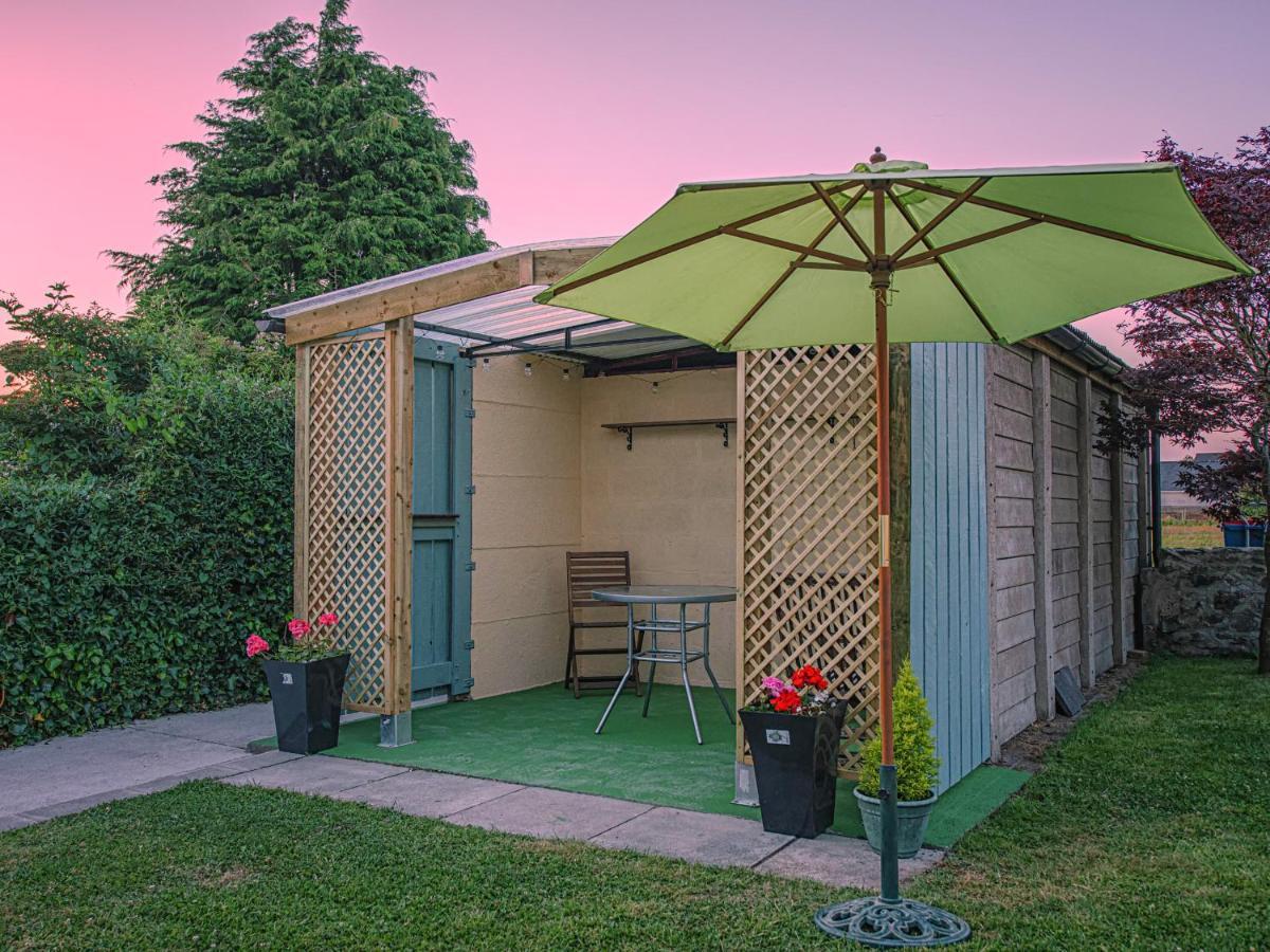 3 Green Terrace Gaerwen Luaran gambar